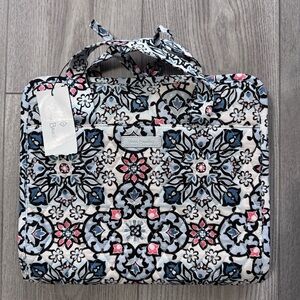 Vera Bradley Blue and Pink Floral Organizer